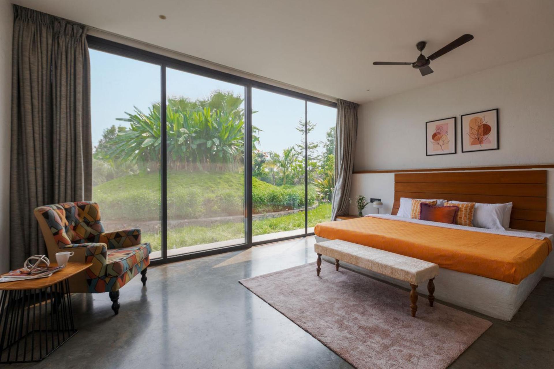 Open House By Stayvista - Nestled In Nature, Featuring A Swimming Pool & Expansive Lawn For A Serene Retreat Shikrapur エクステリア 写真